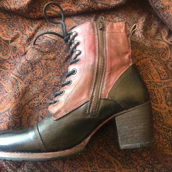 EUC BED STU ‘JUDGEMENT’ BOOTS! BLACK/TEAK 9.5 - Picture 3 of 11